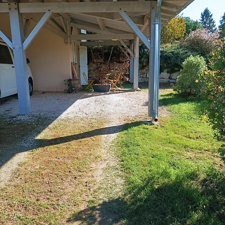 Des Ventoulines דירה *